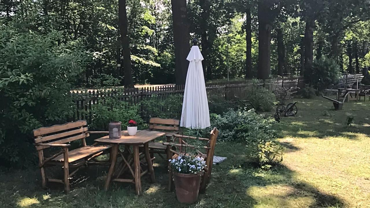 Helenes Ferienwohnung Auf Dem Bauernhof - Lausitzer Seenland Lauta Екстериор снимка