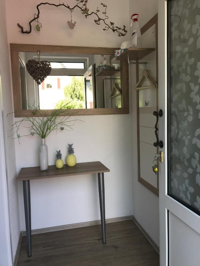 Helenes Ferienwohnung Auf Dem Bauernhof - Lausitzer Seenland Lauta Екстериор снимка