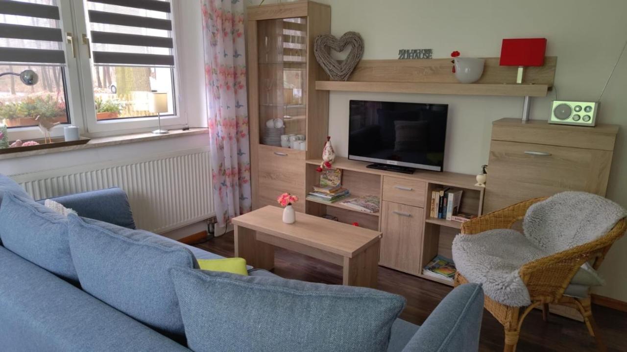 Helenes Ferienwohnung Auf Dem Bauernhof - Lausitzer Seenland Lauta Екстериор снимка